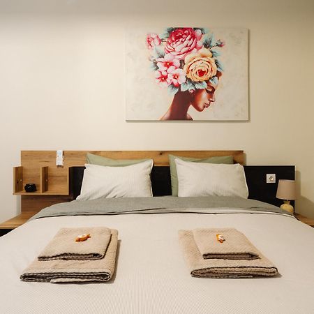 Floret Apartment Thessaloníki Eksteriør billede